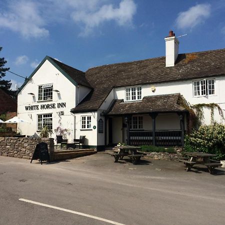 White Horse Inn Pulverbatch シュルーズベリー エクステリア 写真